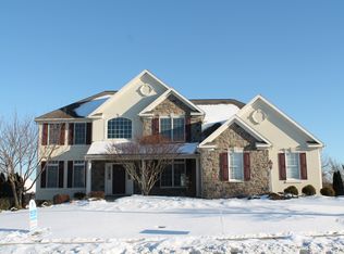 361 Firethorn Ln, Sinking Spring, PA 19608