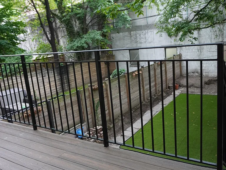 160 Washington Ave #2 — Photo 3