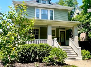 915 Reba Pl, Evanston, IL 60202