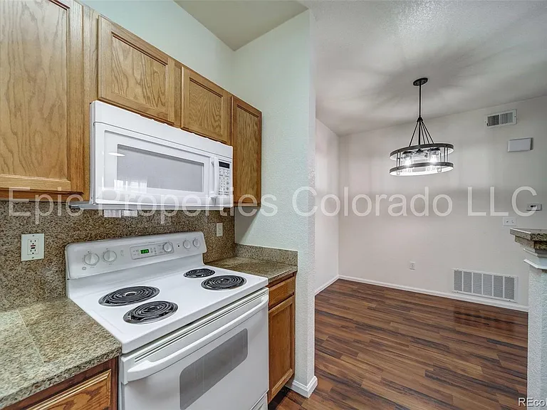 911 S Zeno Way #104 — Photo 10