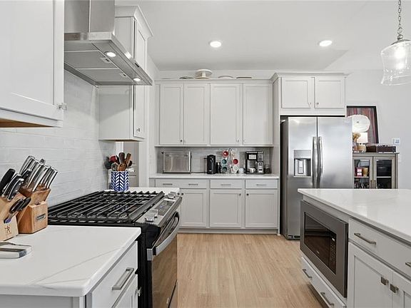 4th image of 1700 Fulmont Cir