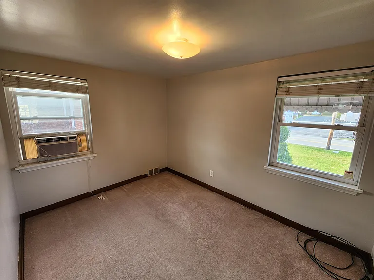 1439 Lincoln Way #D — Photo 7
