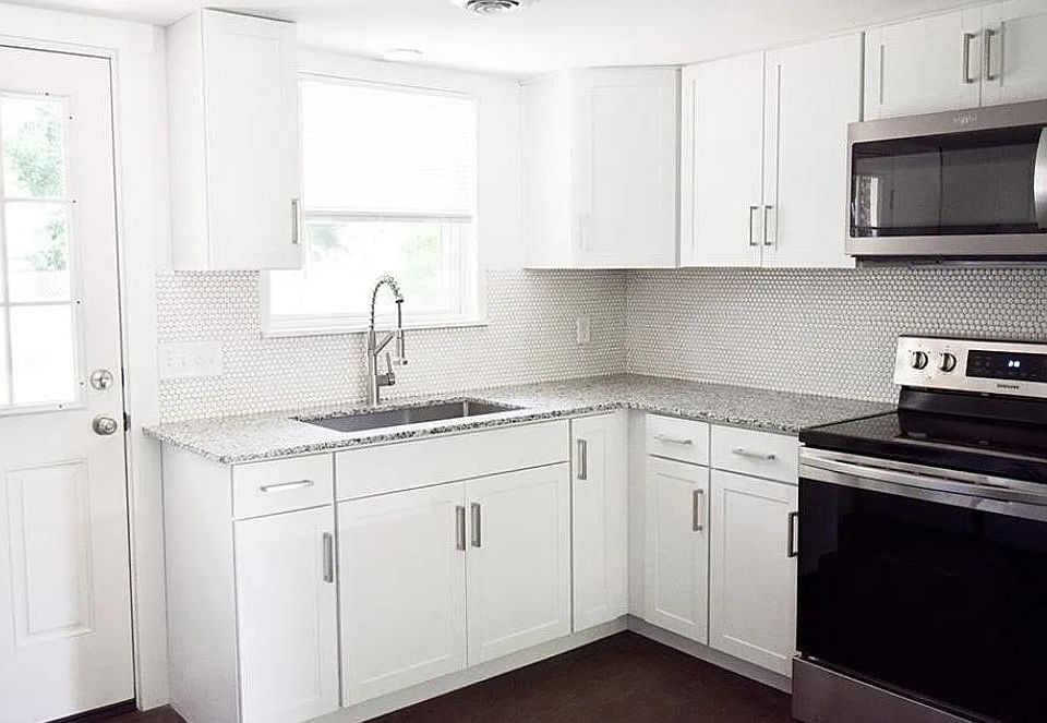 1st image of 1005 W Cypress St #1005