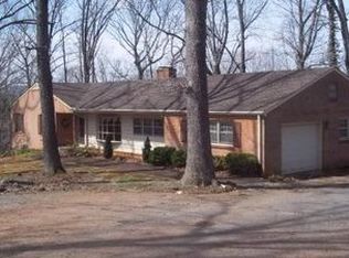 1509 Wellington Dr, Bedford, VA 24523