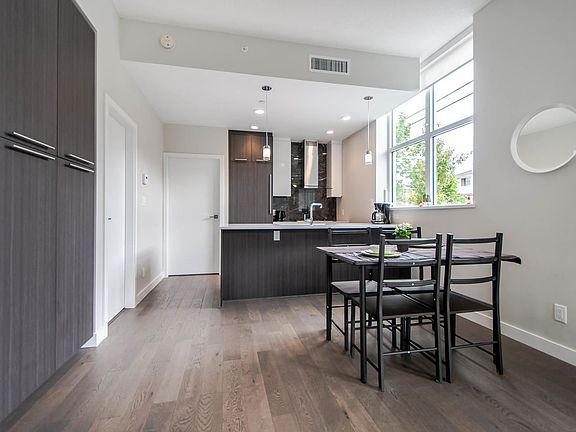 5th image of 4963 Cambie St #112