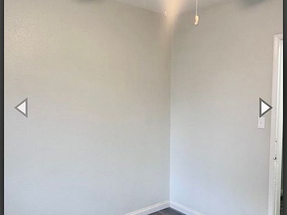 5th image of 4421 Wall St #0