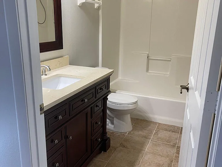 11218 Scotchwood Dr — Photo 12