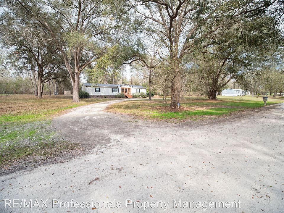1st image of 227 NW Dudley Loop #326
