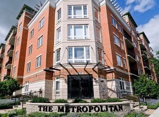 235 N Smith St APT 404, Palatine, IL 60067