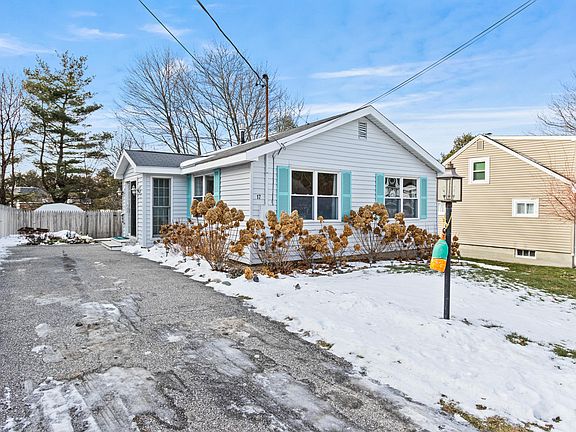 2nd image of 17 Spring Street