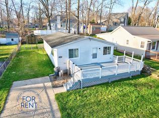 7500 Haviland Beach Dr, Linden, MI