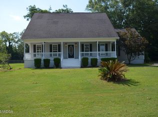 6019 Meadows Dr, Macon, GA 31216