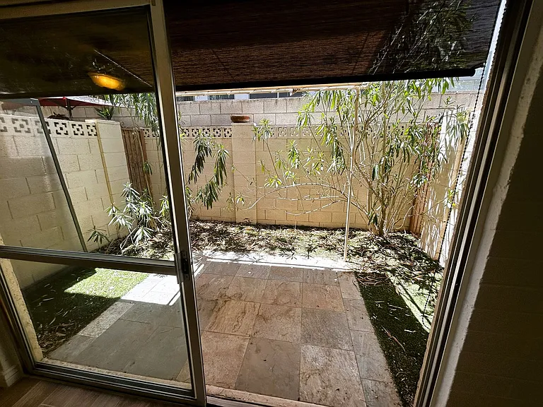 4846 N Woodmere Fairway #3 — Photo 18