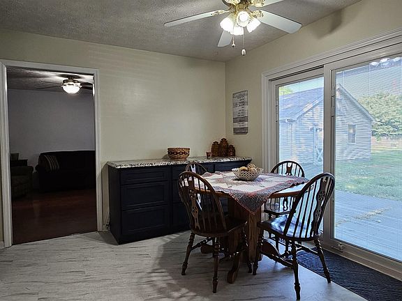 4th image of 1516 Continental Dr