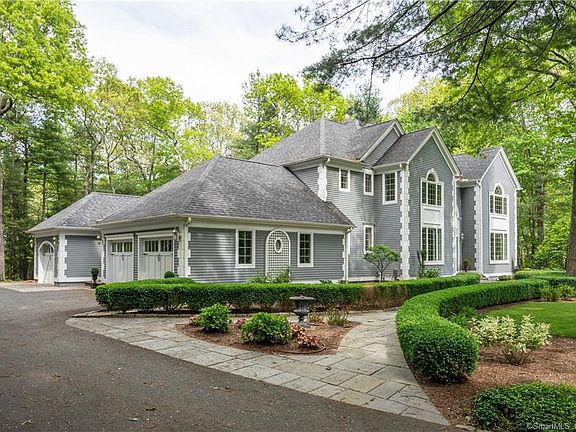 3rd image of 6 Woodleigh Pl