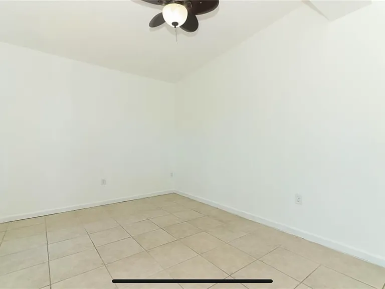 707 N Solandra Dr — Photo 1