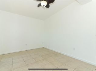 707 N Solandra Dr, Orlando, FL 32807