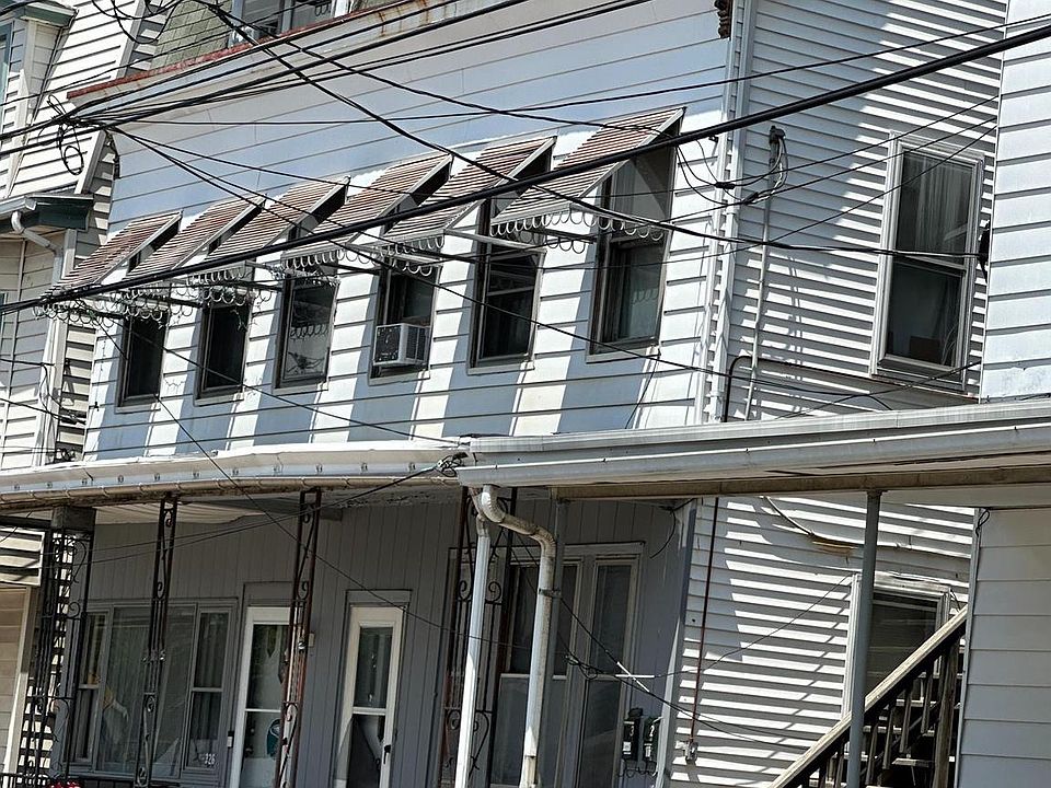 1st image of 326 Dock St