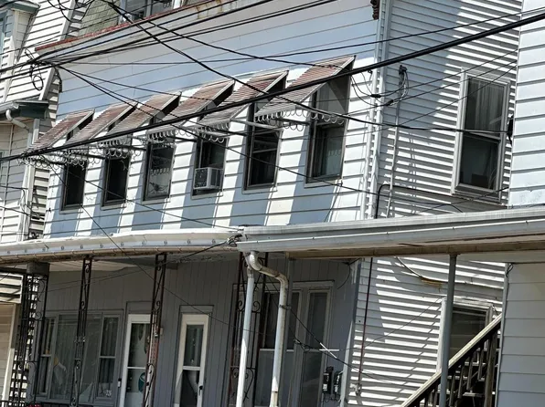 326 Dock St, Schuylkill Haven, PA 17972