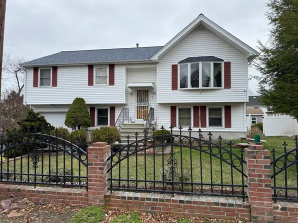 93 Morgan St, Randolph, MA 02368