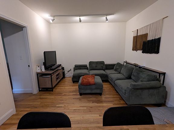 2nd image of 162 W 80th St APT F