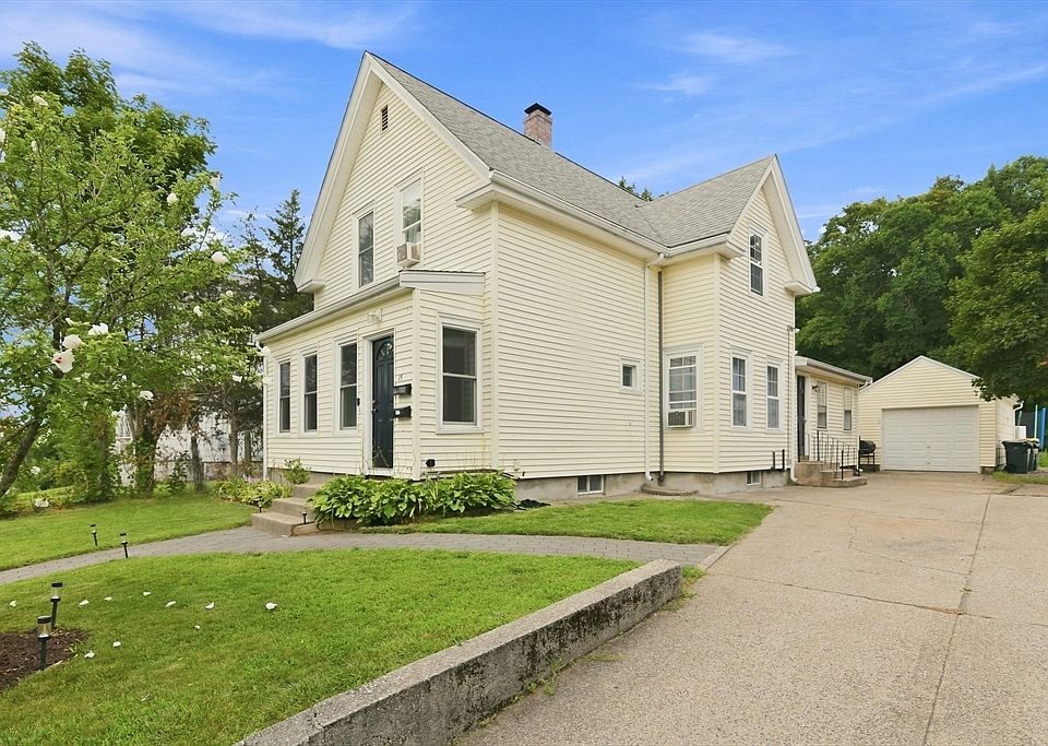 1st image of 15 McCarthy St