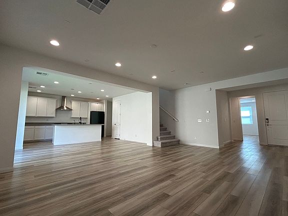 2nd image of 8835 Principato St