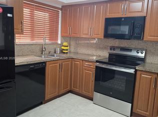 14905 SW 80th St APT 217, Miami, FL 33193