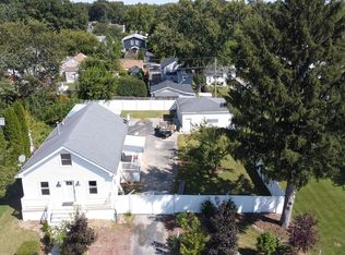 532 Cayuga St, Joliet, IL 60432 | MLS #12469402 | Zillow