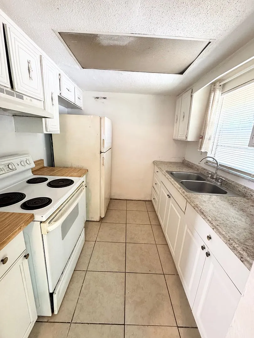 Kennedy Rd. - 1221 Unit 43 — Photo 4