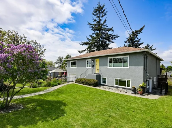 3746 Seaton St, Saanich, BC V8Z 3W4