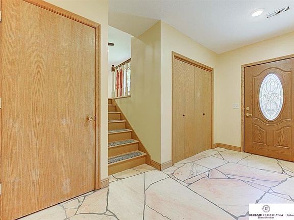 5th image of 10211 T Cir
