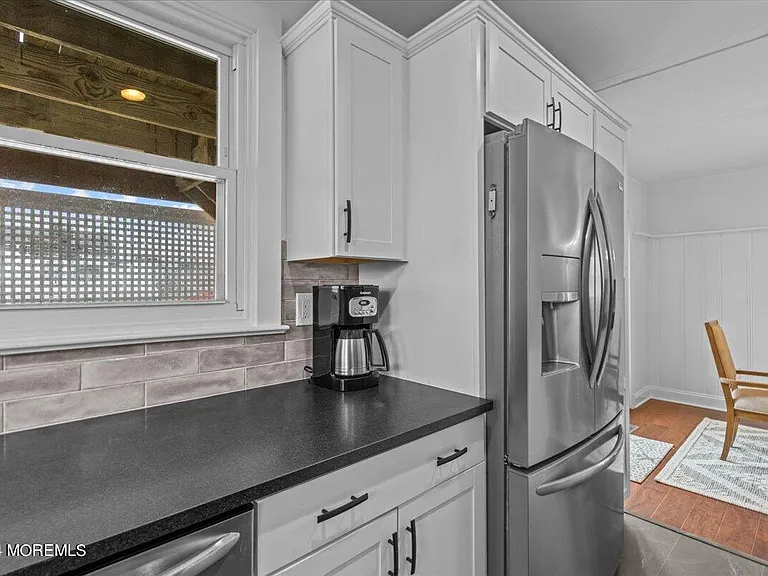 51 3rd Ave #B — Photo 13