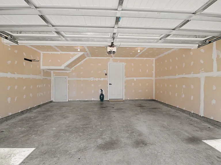 18143 Red Mulberry Rd — Photo 21