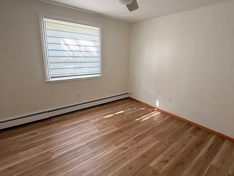 265 Burritt St #105 — Photo 9