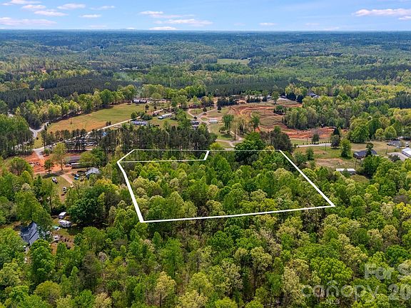 4th image of 1737 Whitesides Rd