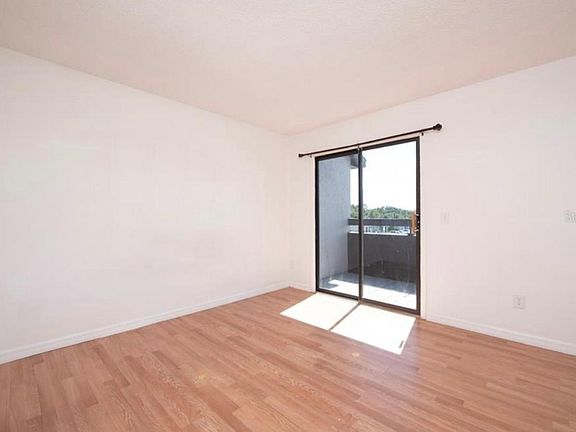 2nd image of 201 Royal Palm Dr APT E