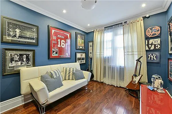 Sold by Exclusive Properties Sotheby's International Realty | media 20