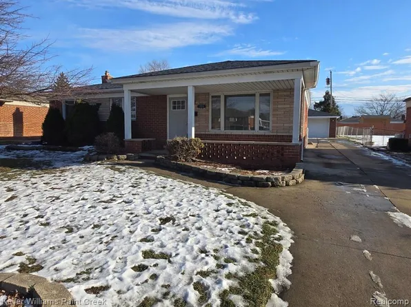 33538 Cornelissen Dr, Sterling Heights, MI 48312