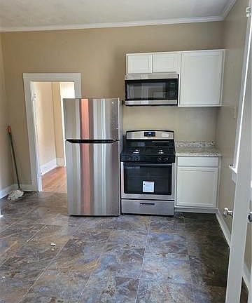 5th image of 520 Ptolemy St