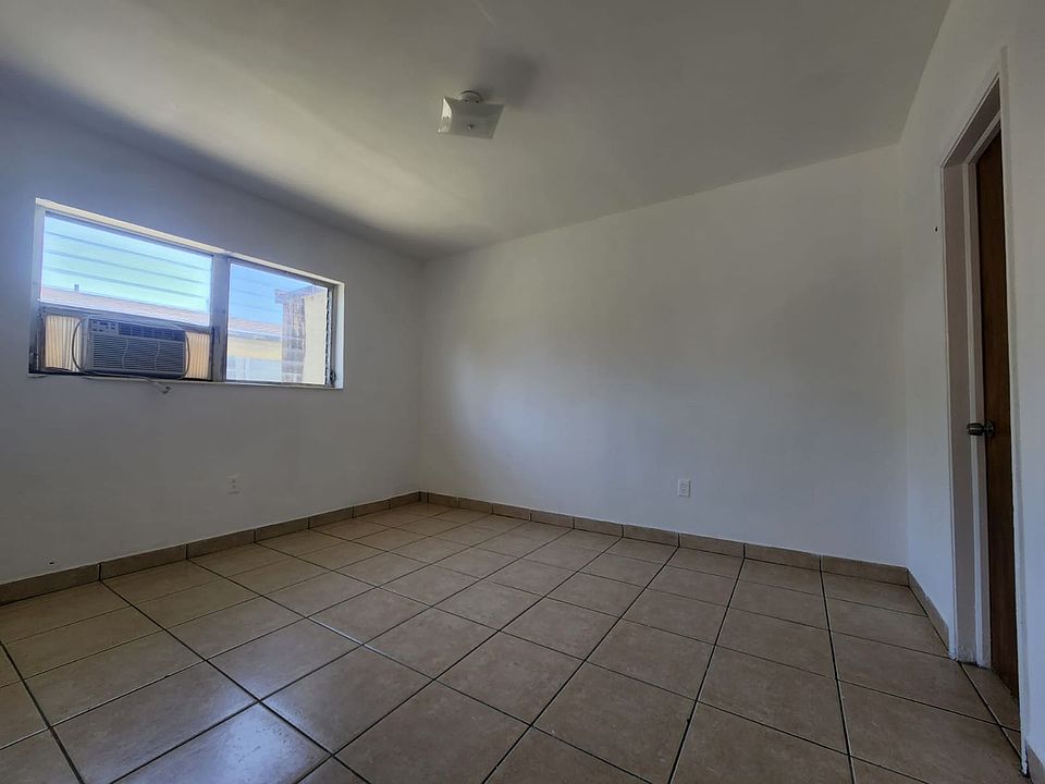 1st image of 12140 NE 8th Ave #C