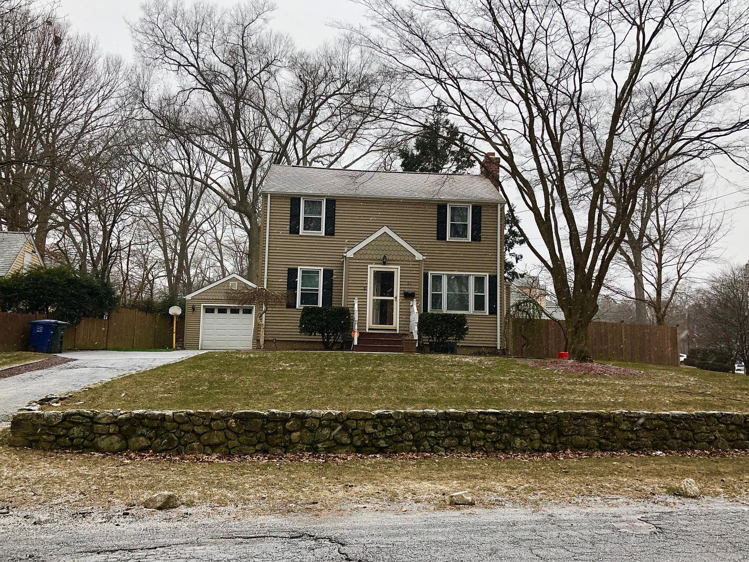 85 Sunnydale Rd, Bridgeport, CT 06606 Zillow