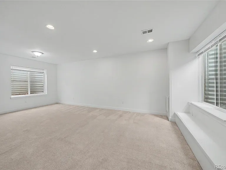 4937 S Addison Way — Photo 23