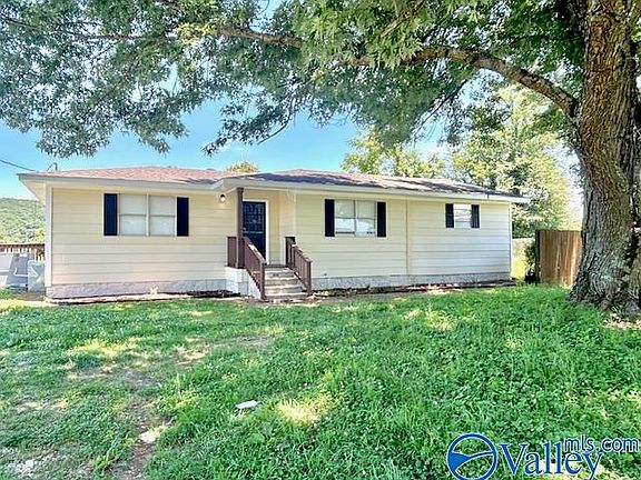 2nd image of 2137 County Lake Rd