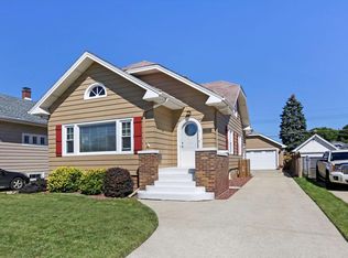 1228 William St, Racine, WI 53402