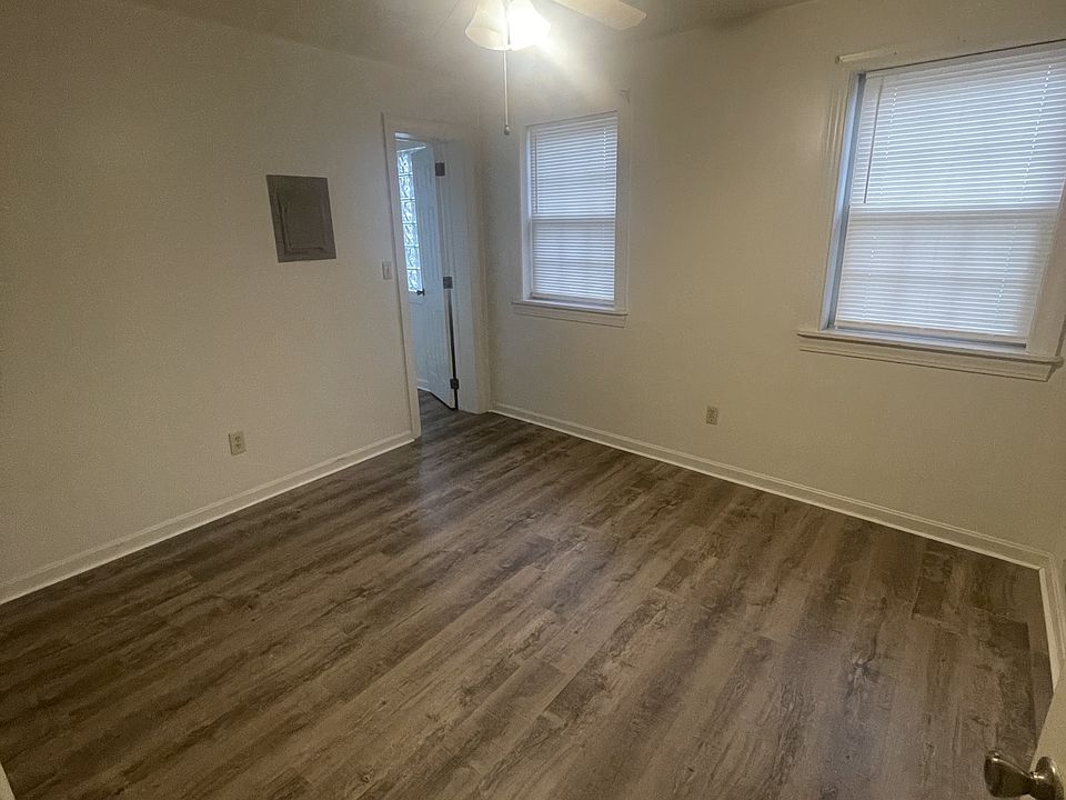 1st image of 1633 Mahoning Ave #1635B