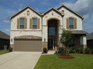 2411 Tall Sequoia Dr, Fresno, TX 77545