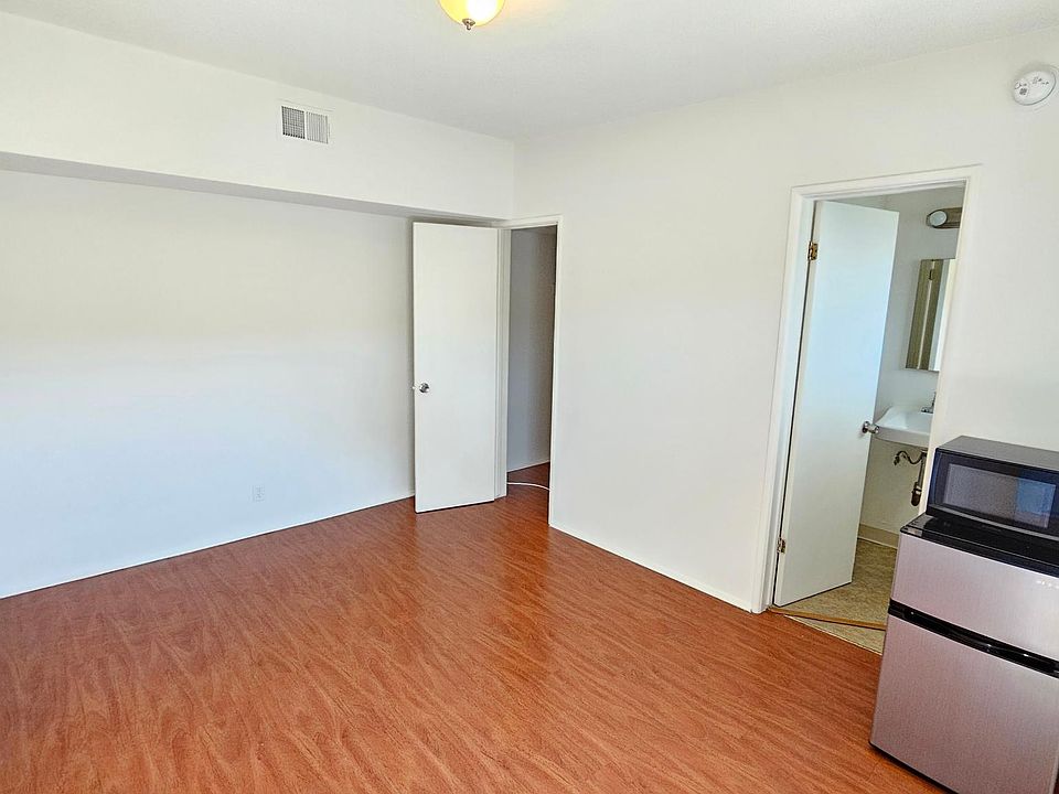 3220 Santa Monica Blvd B23, Santa Monica, CA 90404 Zillow