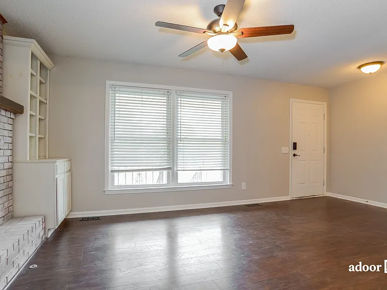 10447 N Cherry Dr — Photo 7