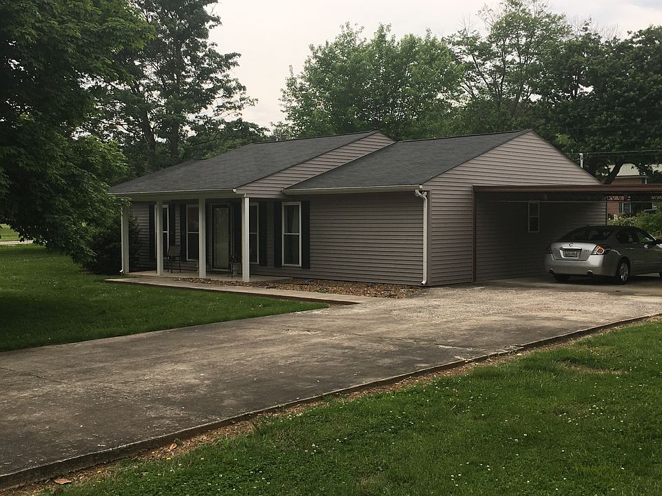 2nd image of 200 Wayne Ave